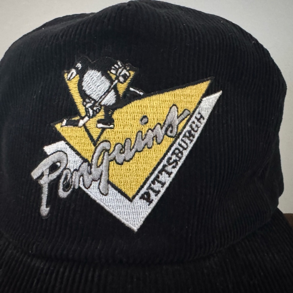 NHL Black and Yellow Penguins Hat